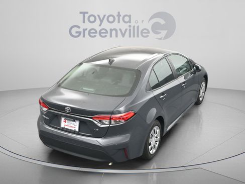 Used 2025 Toyota Corolla LE image 15