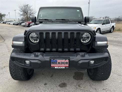 Used 2020 Jeep Wrangler Unlimited Sahara image 7