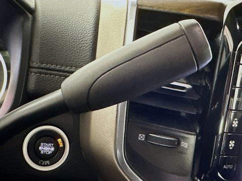 Used 2024 RAM 2500 Laramie image 25