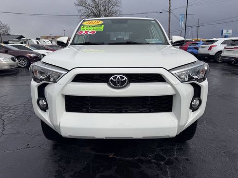Used 2019 Toyota 4Runner SR5 image 9
