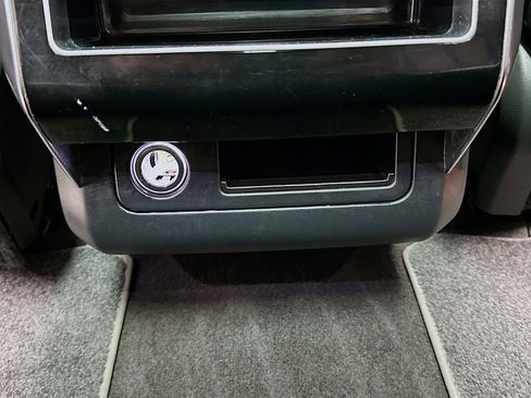 Used 2016 Land Rover Range Rover Sport HSE image 28