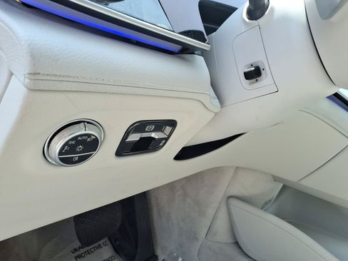 Used 2023 Mercedes-Benz EQS 580 4MATIC Sedan w/ Manufactur Interior Package image 27