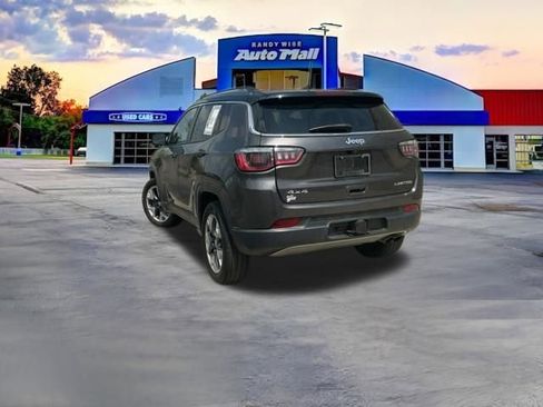 Used 2018 Jeep Compass Limited w/ Navigation Group AWD/4WD image 6