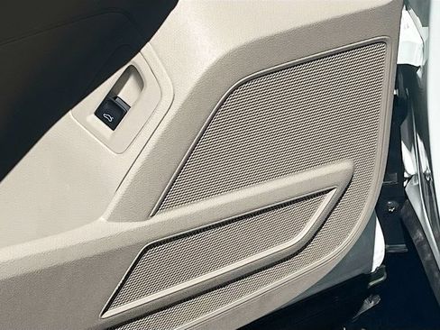 Used 2023 Volkswagen Atlas SE w/ Panoramic Sunroof Package AWD/4WD image 18