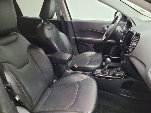 Used 2019 Jeep Compass Limited AWD/4WD image 21