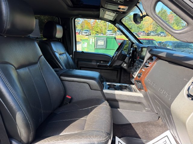 Used 2016 Ford F350 Lariat w/ Lariat Ultimate Package AWD/4WD image 26