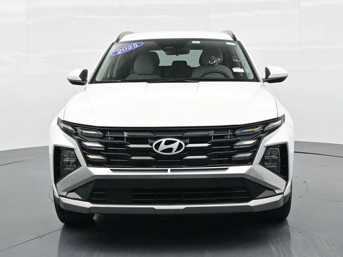 Used 2025 Hyundai Tucson SEL FWD image 2