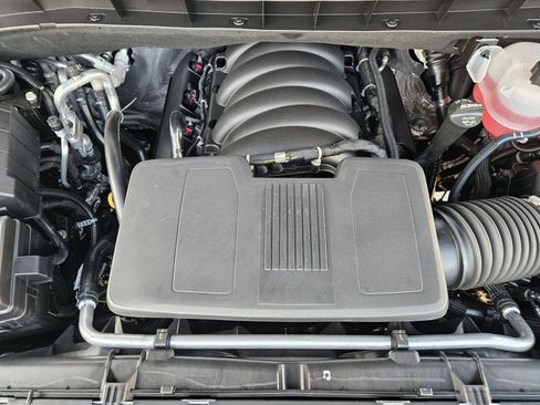 New 2026 Chevrolet Suburban High Country AWD/4WD image 30