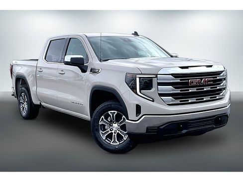 New 2026 GMC Sierra 1500 SLE image 2
