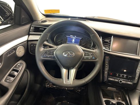 Used 2019 INFINITI QX50 Essential w/ Proactive Package FWD image 12