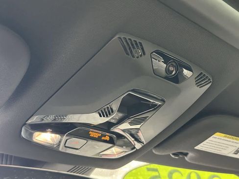 Certified 2025 MINI Cooper 2-Door Hardtop image 17