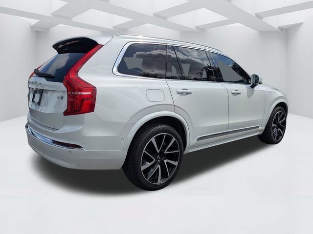 Certified 2023 Volvo XC90 B5 Plus w/ Protection Package Premier AWD/4WD image 5