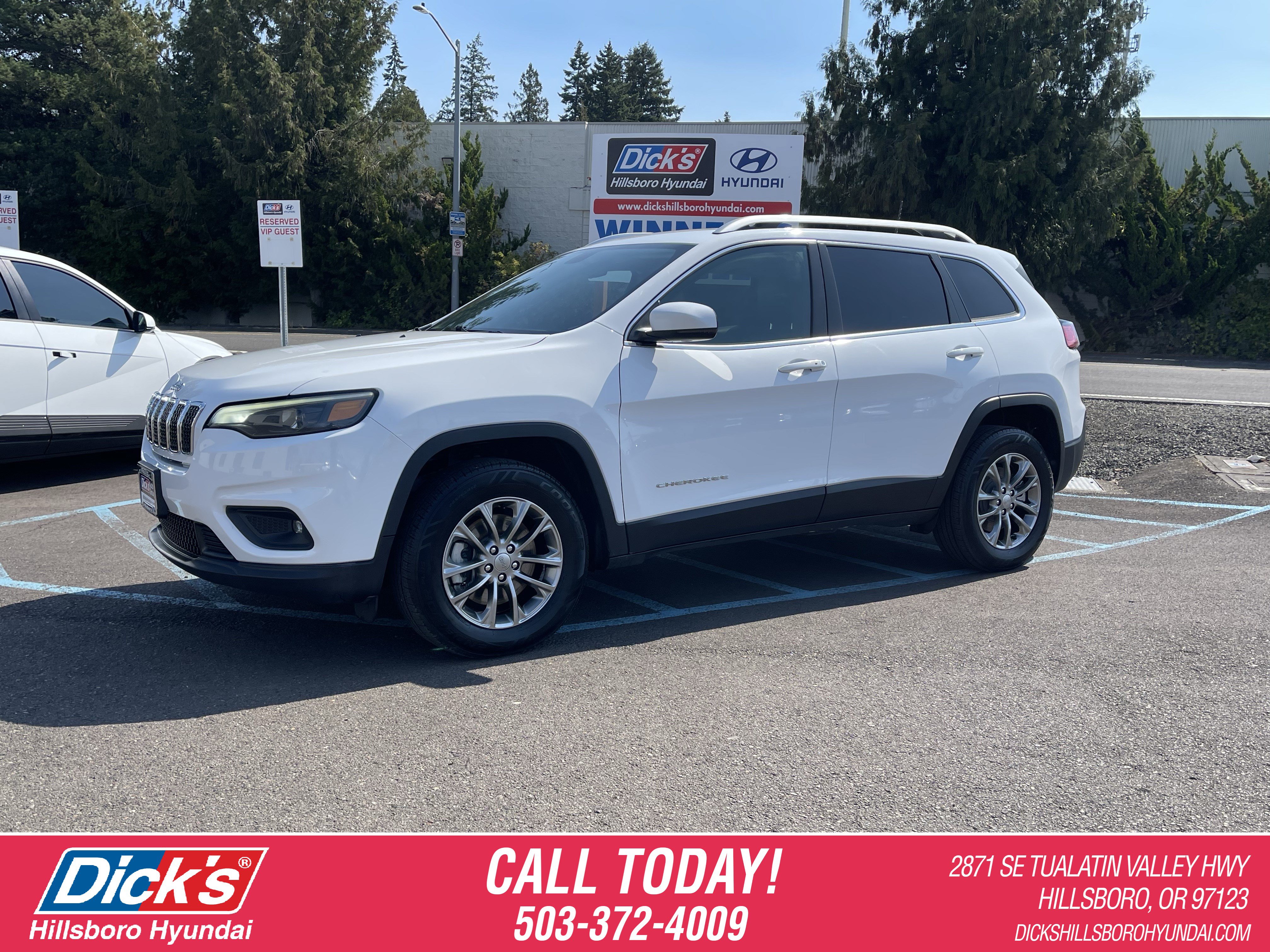 Used 2019 Jeep Cherokee Latitude Plus AWD/4WD 360° Tour
