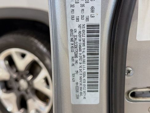 Used 2019 Jeep Compass Limited AWD/4WD image 43