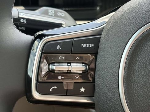New 2026 Kia Carnival EX FWD image 43