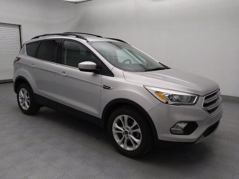 Used 2017 Ford Escape SE w/ Equipment Group 201A image 11