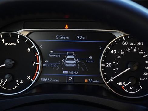 Used 2024 Nissan Altima 2.5 SR image 32