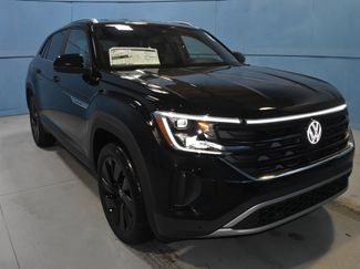New 2026 Volkswagen Atlas Cross Sport SE video 1