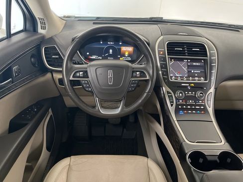 Used 2019 Lincoln Nautilus Reserve AWD/4WD image 31