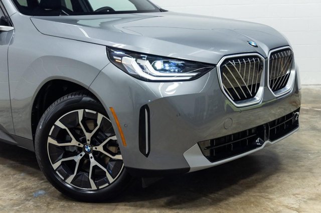 Certified 2026 BMW X3 xDrive30i w/ Premium Package AWD/4WD image 7