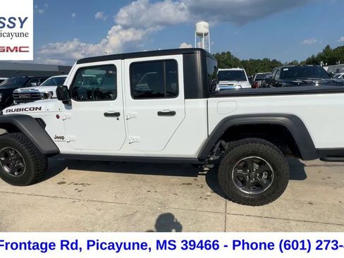Used 2023 Jeep Gladiator Rubicon w/ Cold Weather Group image 7