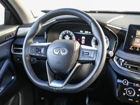 Certified 2025 INFINITI QX60 Luxe image 14