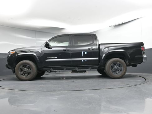 Used 2019 Toyota Tacoma SR5 image 30