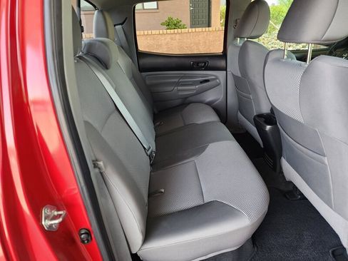 Used 2015 Toyota Tacoma PreRunner w/ TRD Sport Package RWD image 60
