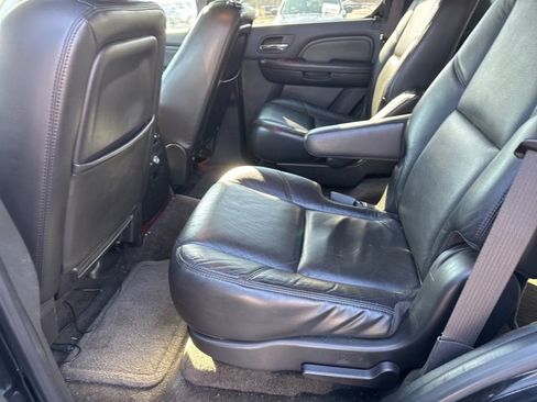 Used 2008 Cadillac Escalade AWD image 13