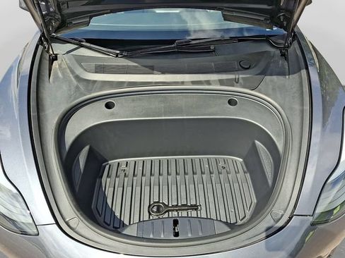Used 2023 Tesla Model 3 Standard Range RWD image 31