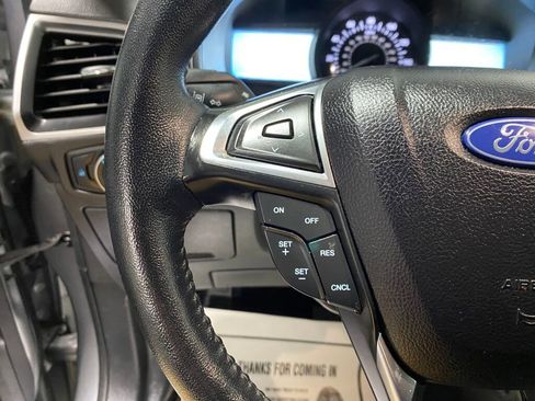 Used 2023 Ford Edge SEL image 16