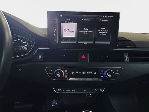 Used 2021 Audi A4 2.0T allroad Premium AWD/4WD image 23
