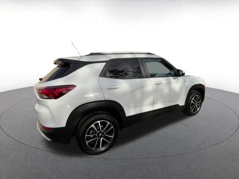 Used 2025 Chevrolet TrailBlazer LT image 15