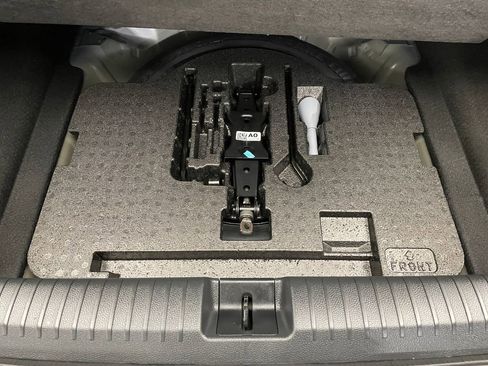 Used 2023 Honda Accord EX image 41