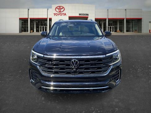 Used 2024 Volkswagen Atlas SEL Premium R-Line AWD/4WD image 2