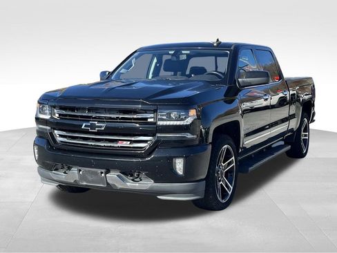 Used 2017 Chevrolet Silverado 1500 LTZ Z71 image 8
