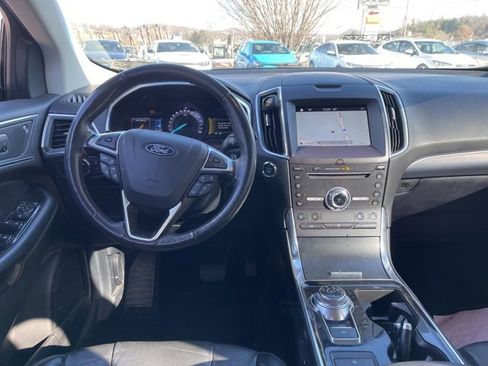 Used 2019 Ford Edge Titanium w/ Equipment Group 301A image 12
