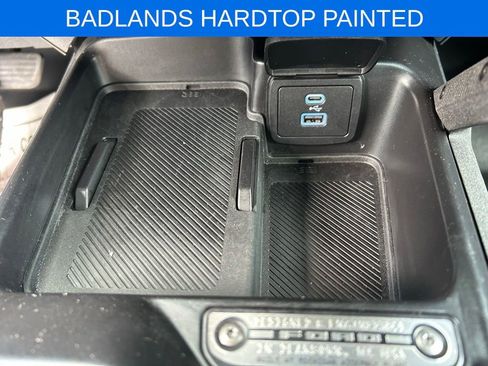 Certified 2025 Ford Bronco Badlands AWD/4WD image 26