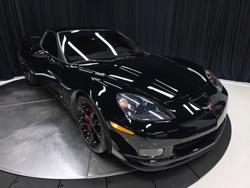 Used 2013 Chevrolet Corvette Grand Sport w/ 2LT Preferred Equipment Group RWD image 50