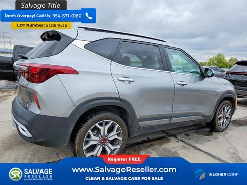 Used 2021 Kia Seltos SX w/ SX Sunroof Package AWD/4WD image 4