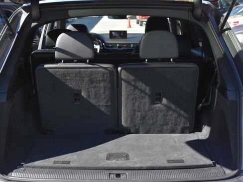 Used 2017 Audi Q7 2.0T Premium AWD/4WD image 51