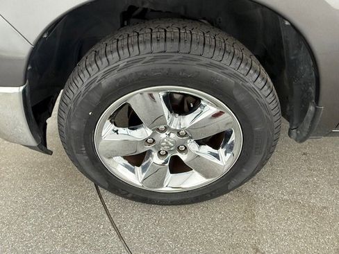 Used 2019 RAM 1500 Big Horn image 8