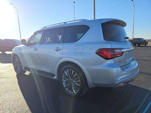 Used 2020 INFINITI QX80 Luxe w/ 22" Wheel Package image 2