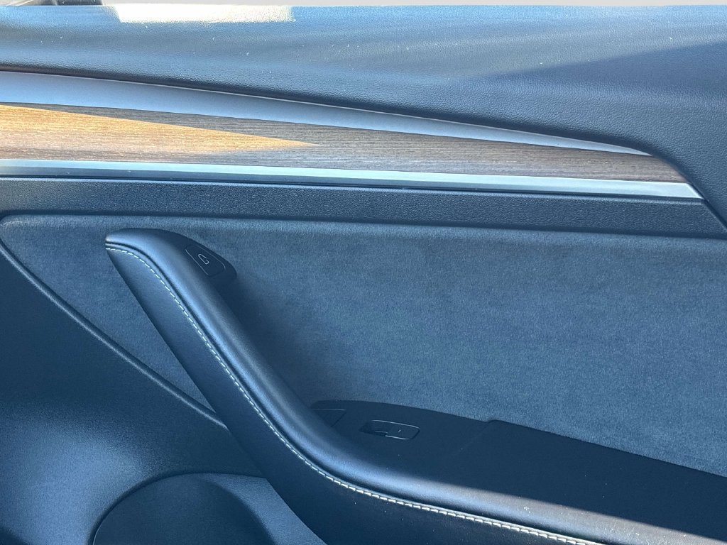 Used 2023 Tesla Model 3 Standard Range RWD image 29