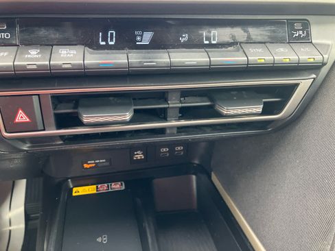 Used 2025 Toyota Camry LE w/ Convenience Package AWD/4WD image 24
