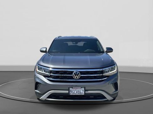 Used 2023 Volkswagen Atlas Cross Sport SE FWD image 2