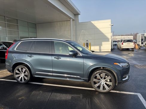 Certified 2024 Volvo XC90 T8 Plus w/ Protection Package Premier image 2