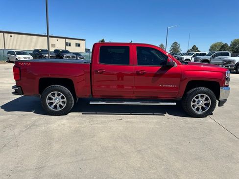 Used 2018 Chevrolet Silverado 1500 LT w/ All Star Edition AWD/4WD image 34
