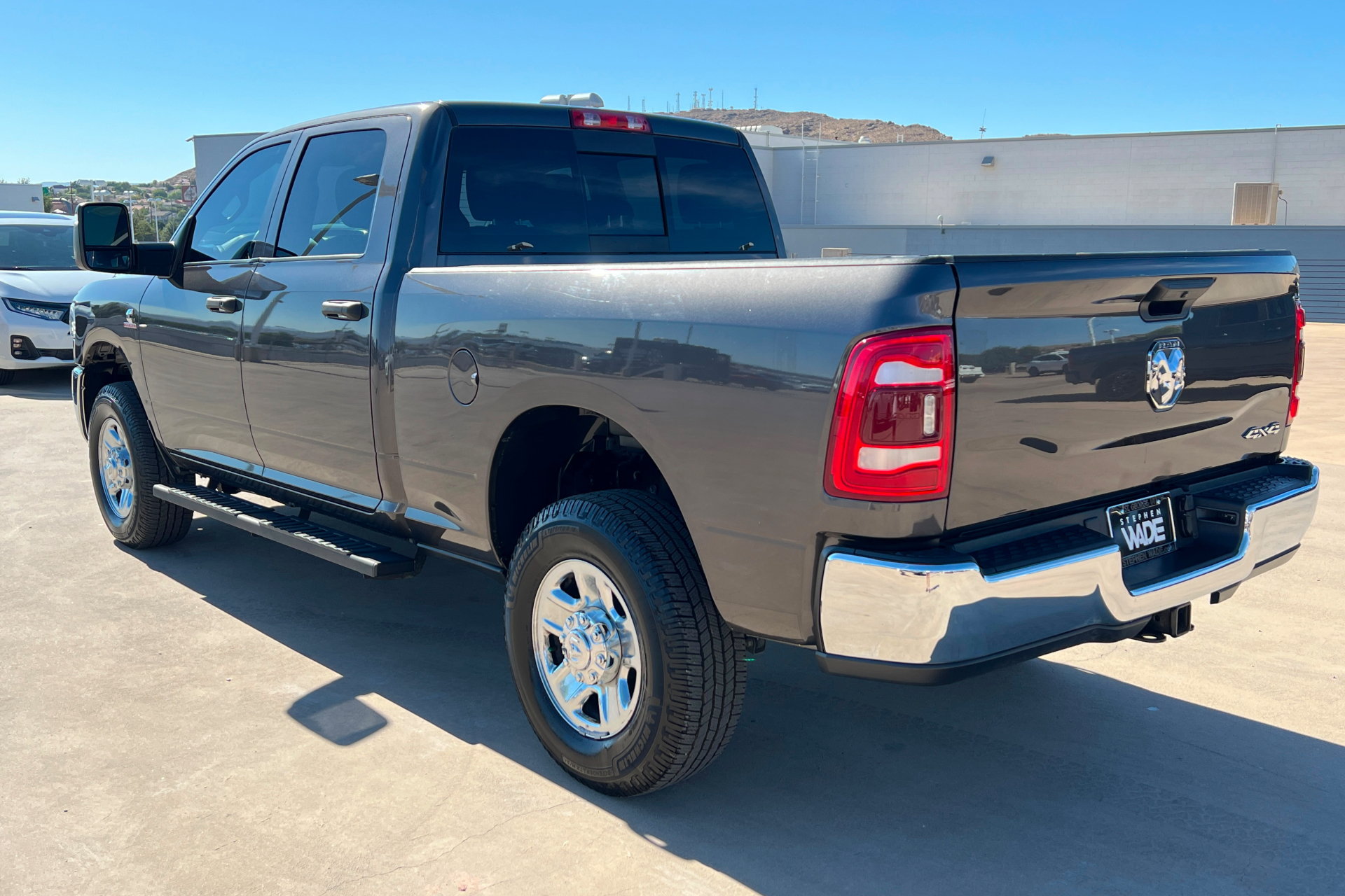 Used 2024 RAM 3500 Tradesman w/ Chrome Appearance Group AWD/4WD image 3