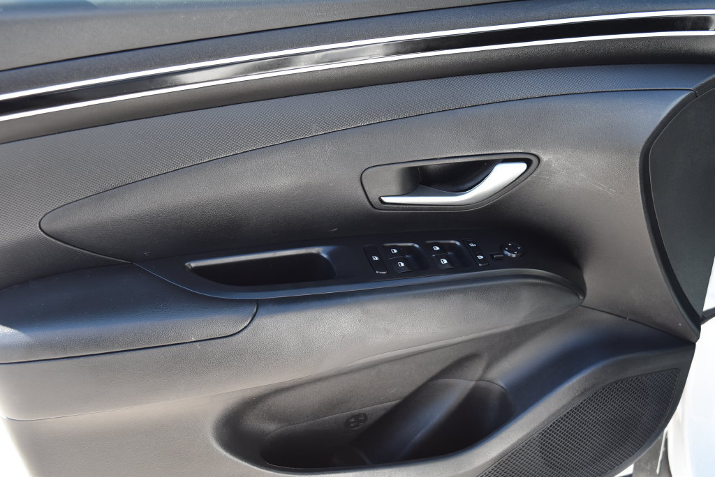 Used 2024 Hyundai Tucson SEL FWD image 8